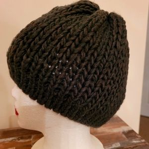 Cintelli Galluzzo Knitted Beanie . Made in Italy